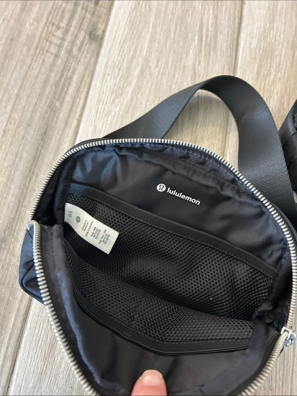 Lululemon Black Rhinestone Accent Belt Bag - Picture 3 of 4